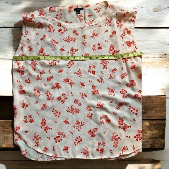 Ann Taylor factory floral blouse. Size Large. - Picture 3 of 11
